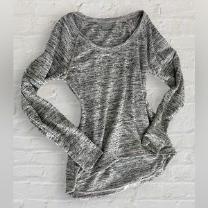 Athleta Heather gray grey long sleeve top small hi lo hem